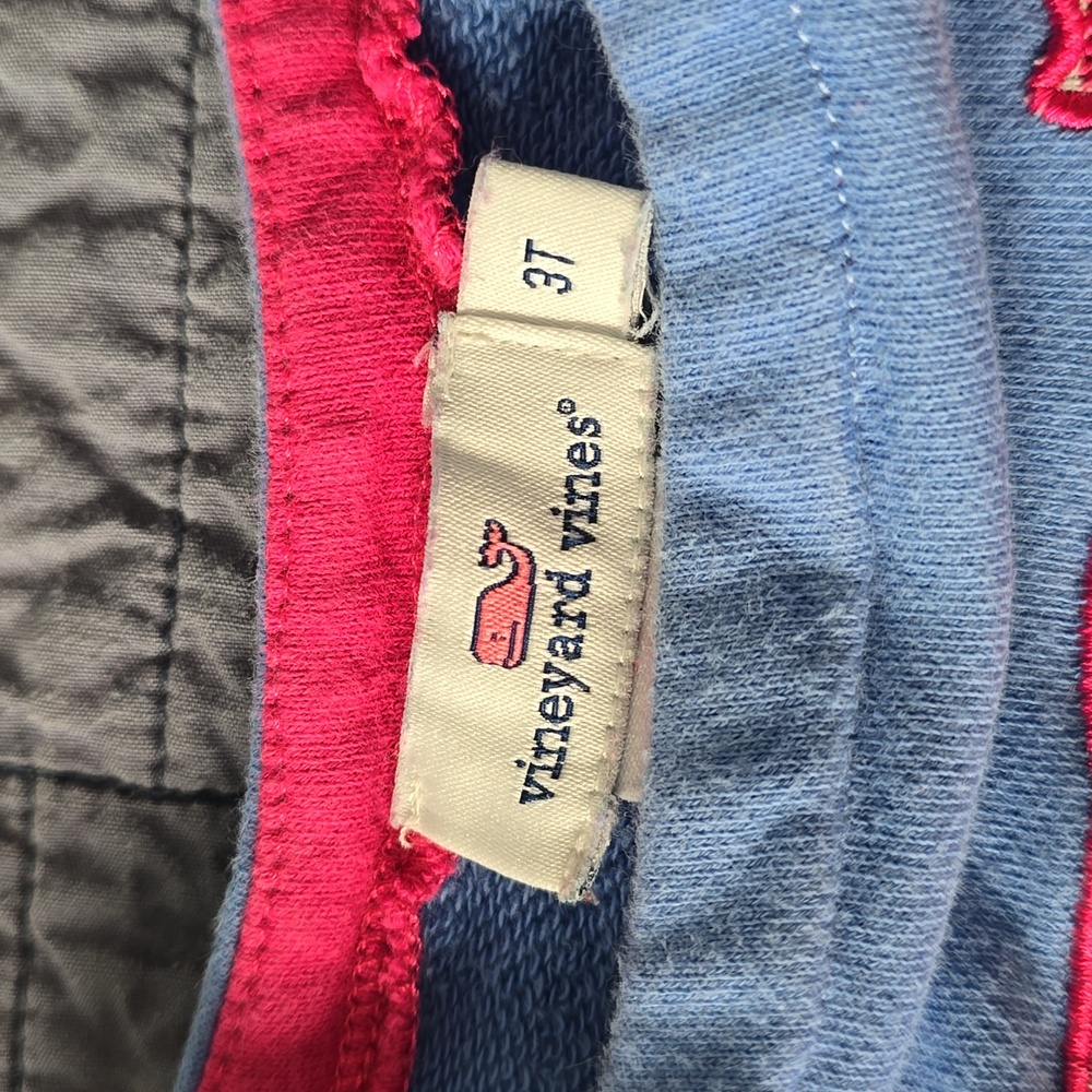 Vineyard Vines Sweatshirt - Picture 2 of 2